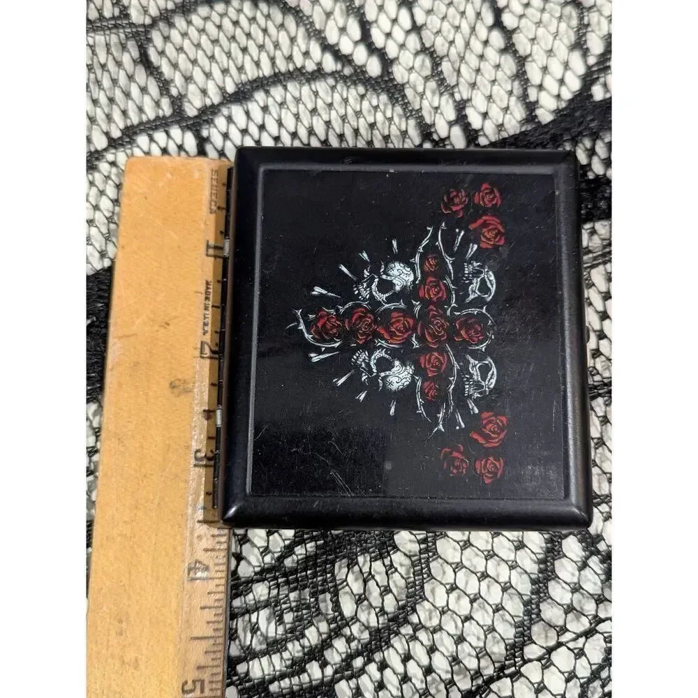 💎2/25 Short Cigarette Case Goth Emo Skulls